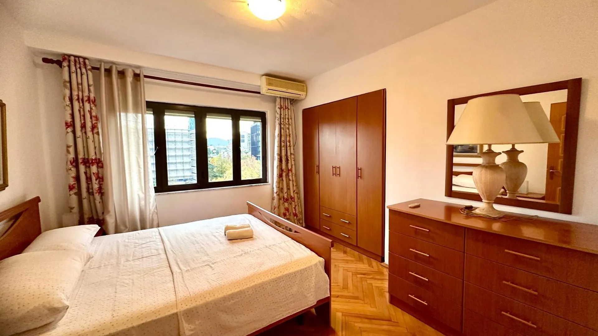 Skanderbeg Square Tirana City Center Apartment