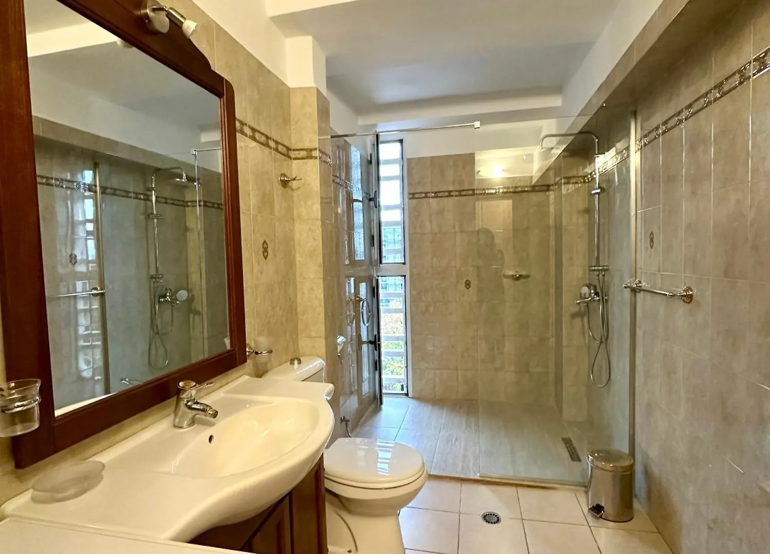 Skanderbeg Square Tirana City Center Apartment Albania